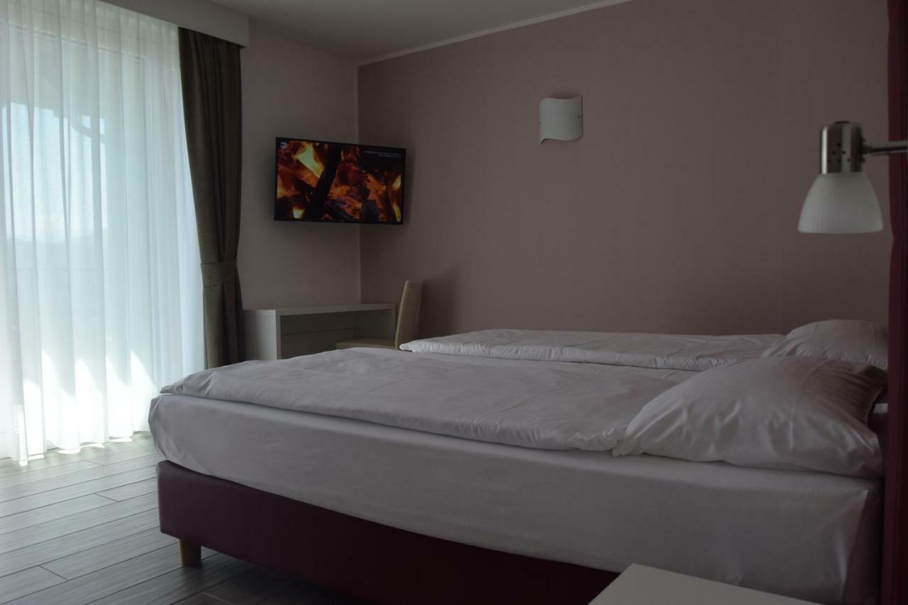 Maso Tobel Riva Del Garda Villa Ngoại thất bức ảnh