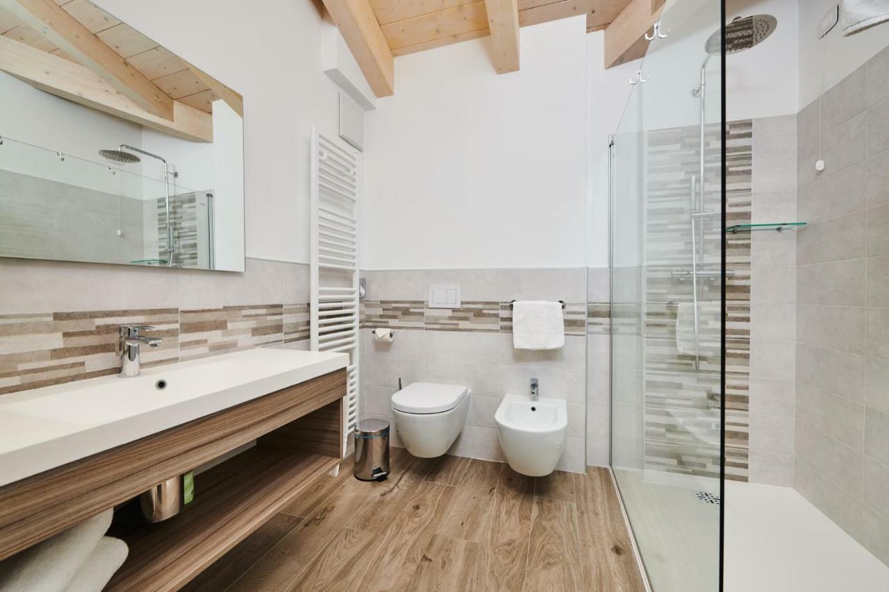 Maso Tobel Riva Del Garda Villa Phòng bức ảnh